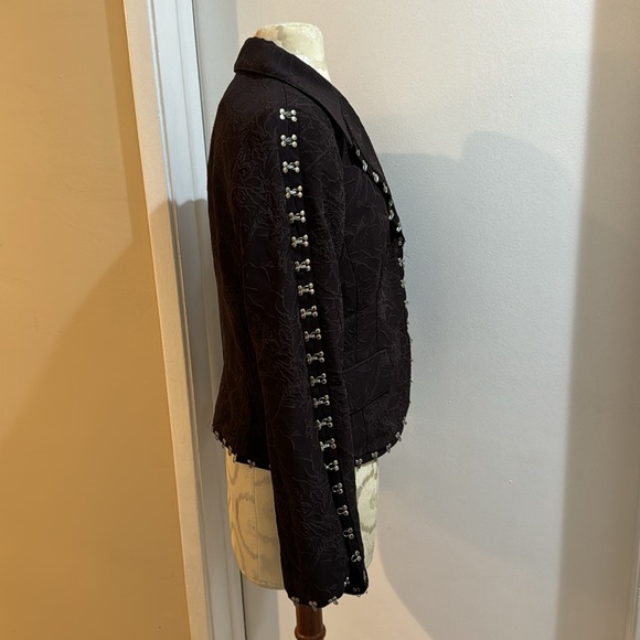 Alberto Makali Vintage Chocolate Embossed Abstract Hook Eye Embellished Jacket 8 - Picture 4 of 15